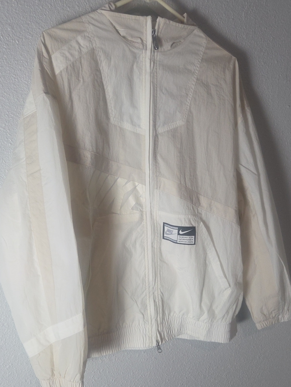 Nike Womens Cream/Off-White Lightweight Zip Windbreaker Jacket HJ 0176-133